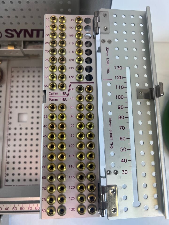 SYNTHES Various 7.3mm Cannulated Screw Set — photo 2