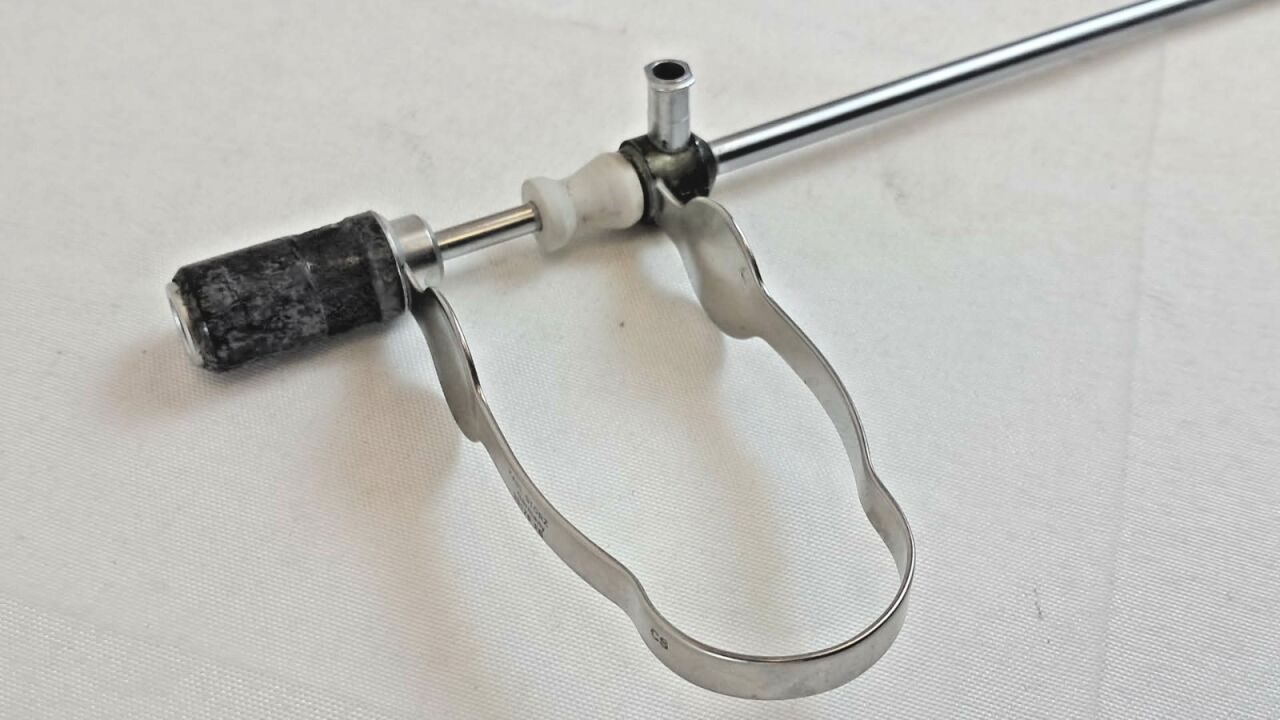 KARL STORZ 26176FB Bipolar Kleppinger Forcep 33cm 5mm OBGYN — photo 6