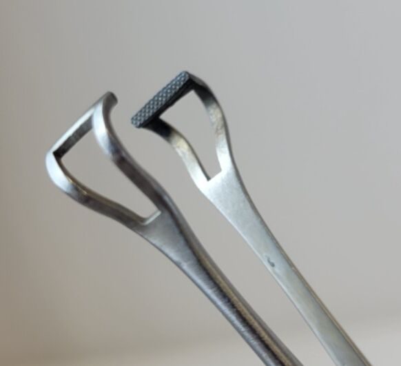 Babcock Tissue Forceps, Triangular Jaws, Serrated, 6-1/2" — photo 5