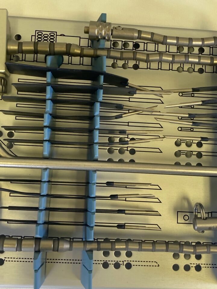 DORO PMI 31000  Halo Retractor Tray B QuickConnect Black Malleable Blades Neuro — photo 5
