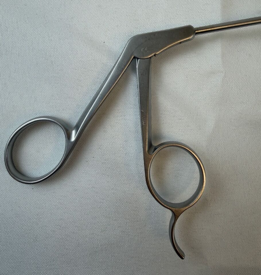 SHUTT-LINVATEC 31.12133 Mini Aggressor Arthroscopic Forceps 30deg Left 3.4mm 130mm — photo 3