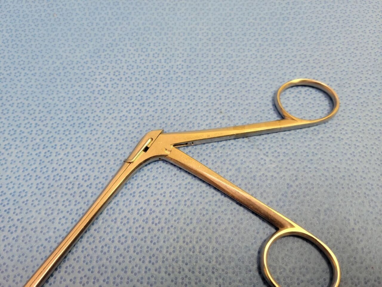 V. MUELLER RH-3950 Blakesley Nasal Forcep 5.5mm x 11mm Fenestrated Jaws — photo 3