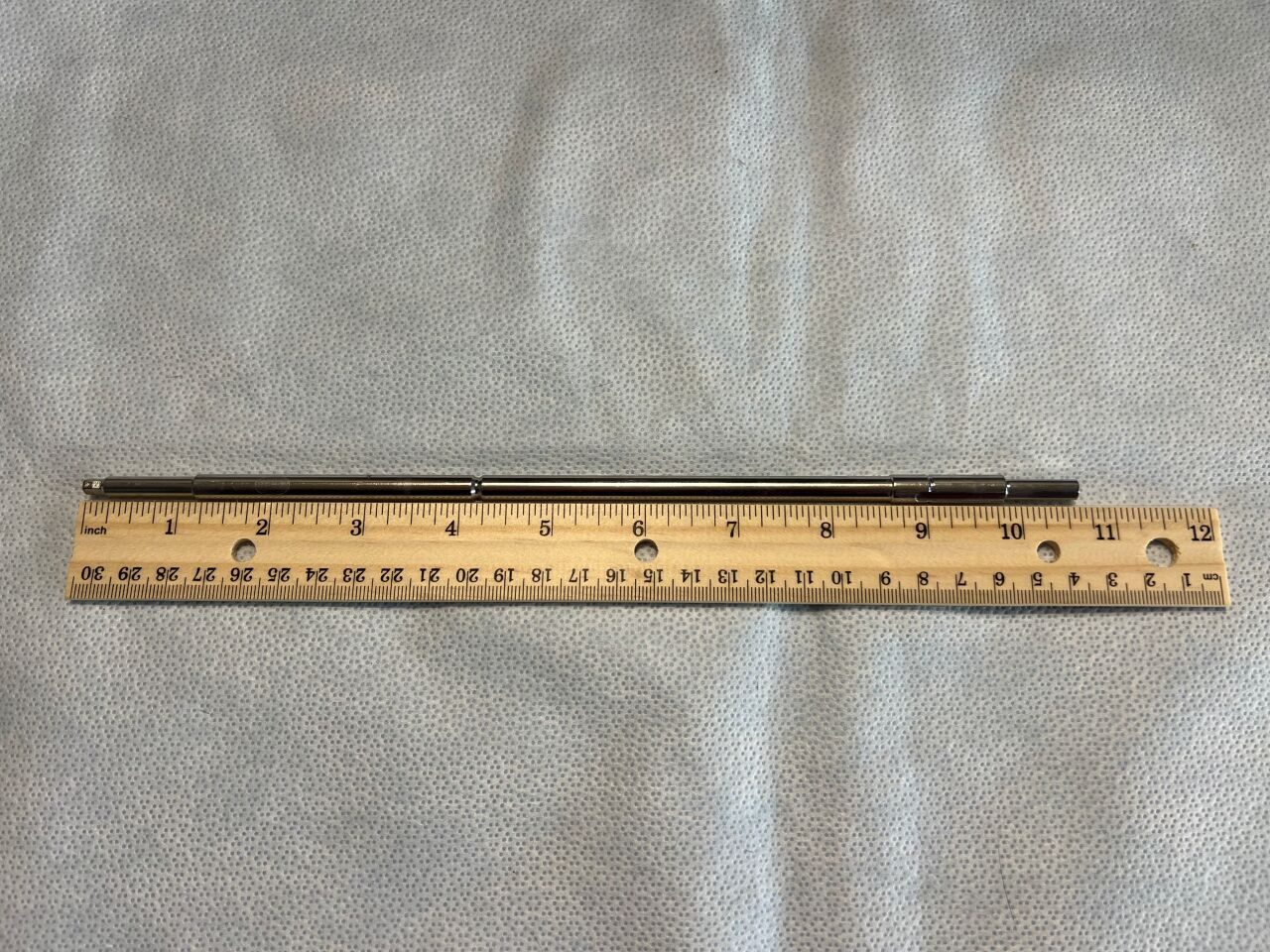 SYNTHES 314.23 Cannulated Hexagonal Driver Shaft 270mm — photo 3