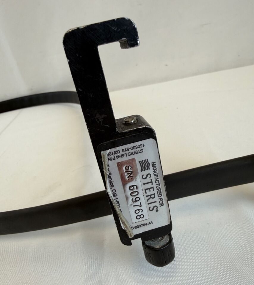 STERIS  Flexible Drape Support for Fluid Collection System — photo 2