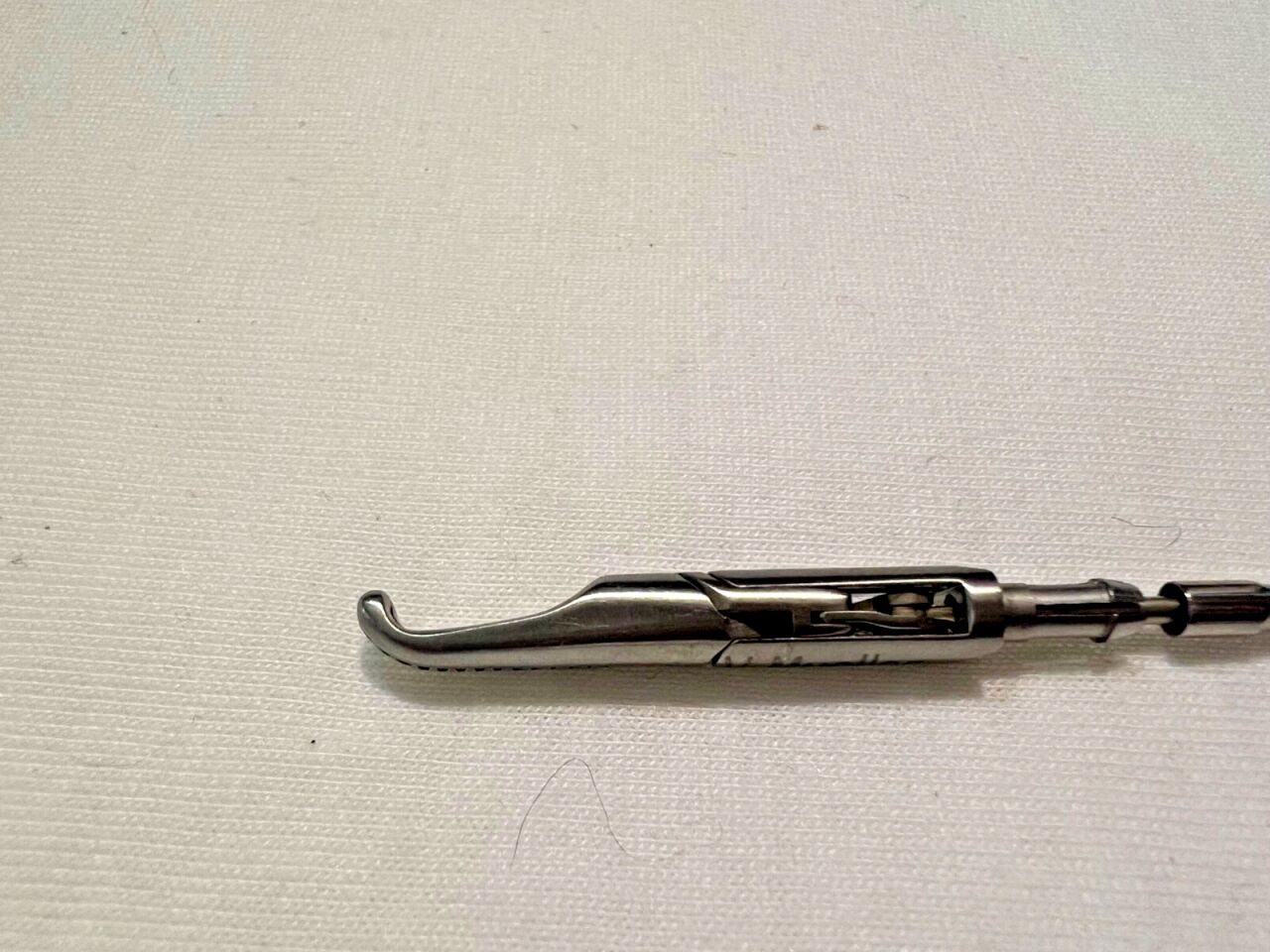 V. MUELLER F256.81010 Laparoscopic Forcep Insert Short Right Angle 5mm X 35cm — photo 4