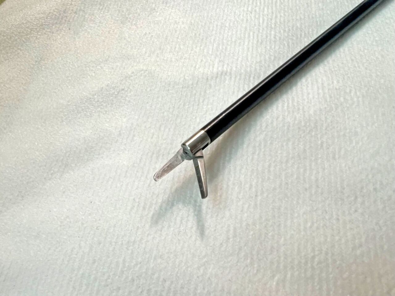 AESCULAP PO601R ADTEC Laparoscopic 5mm X 31cm Monopolar Peritoneal Scissors — photo 4