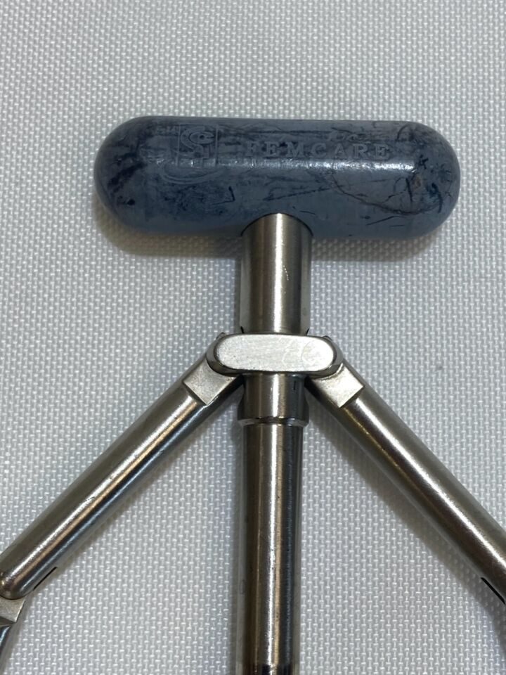 FEMCARE 7mm Filshie Clip Applier Tubal Ligation — photo 7