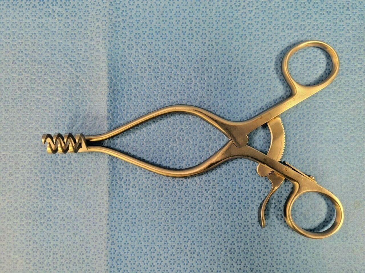 NOVO SURGICAL G3533-27 Sharp Prong Weitlaner Retractor