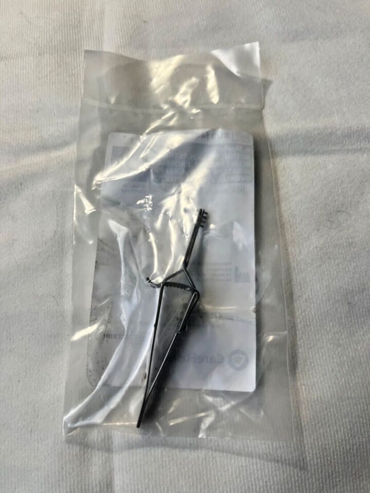 V. MUELLER SU3146 Automatic Retractor 4" Blunt Cross Action Prongs w/ Ratchet — photo 1
