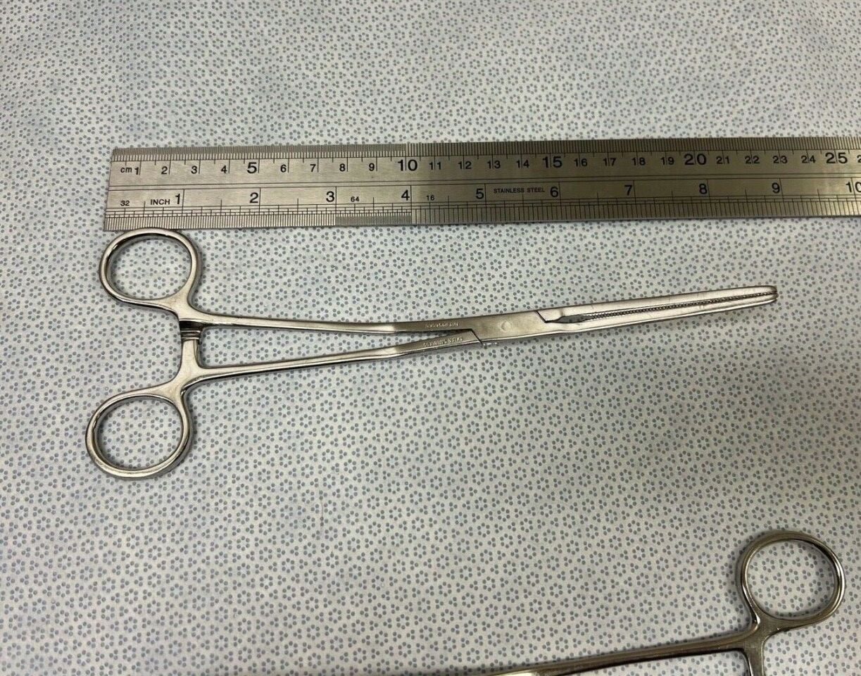 SKLAR  Set of 4 8" Clamps, Angled Shanks w/ Straight Serrated Jaws — photo 5