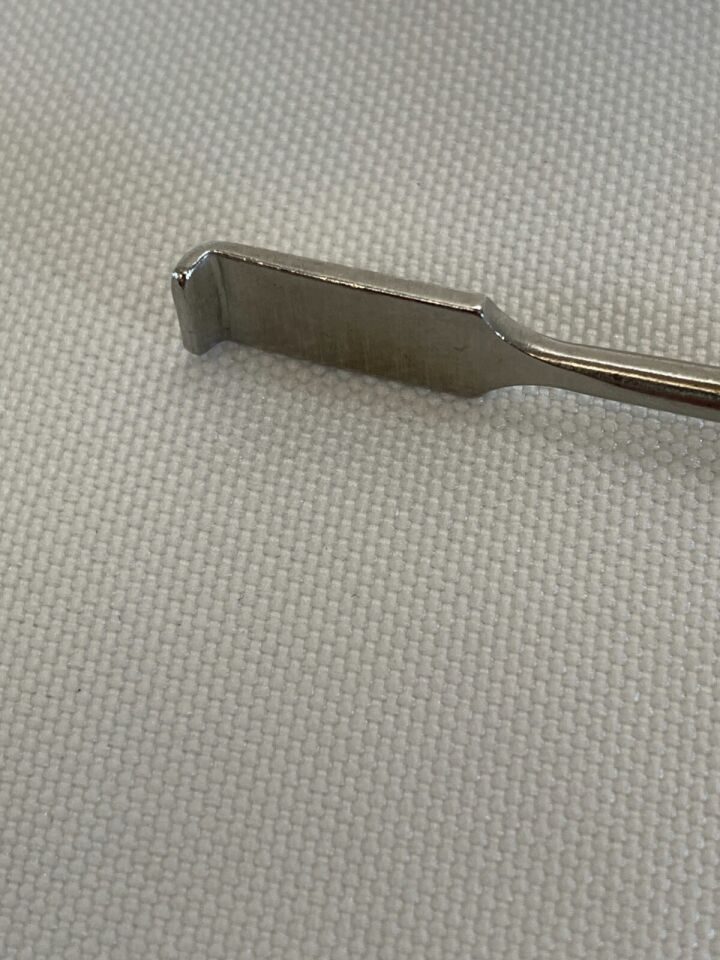 PSTS-000501 8mm 6" From Bend Bayonet Scoville Retractor — photo 4