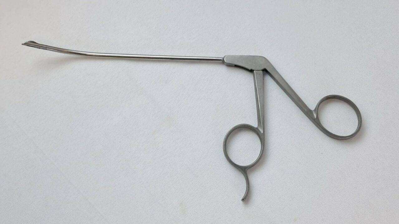 LINVATEC Shutt  1.1212 B-Scoop Arthroscopic Forceps 30 Deg Curved Left 3.4mm