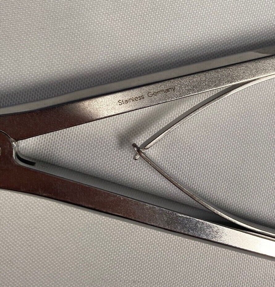SYNTHES 388.40 US123 USS Straight Distraction Forceps — photo 3
