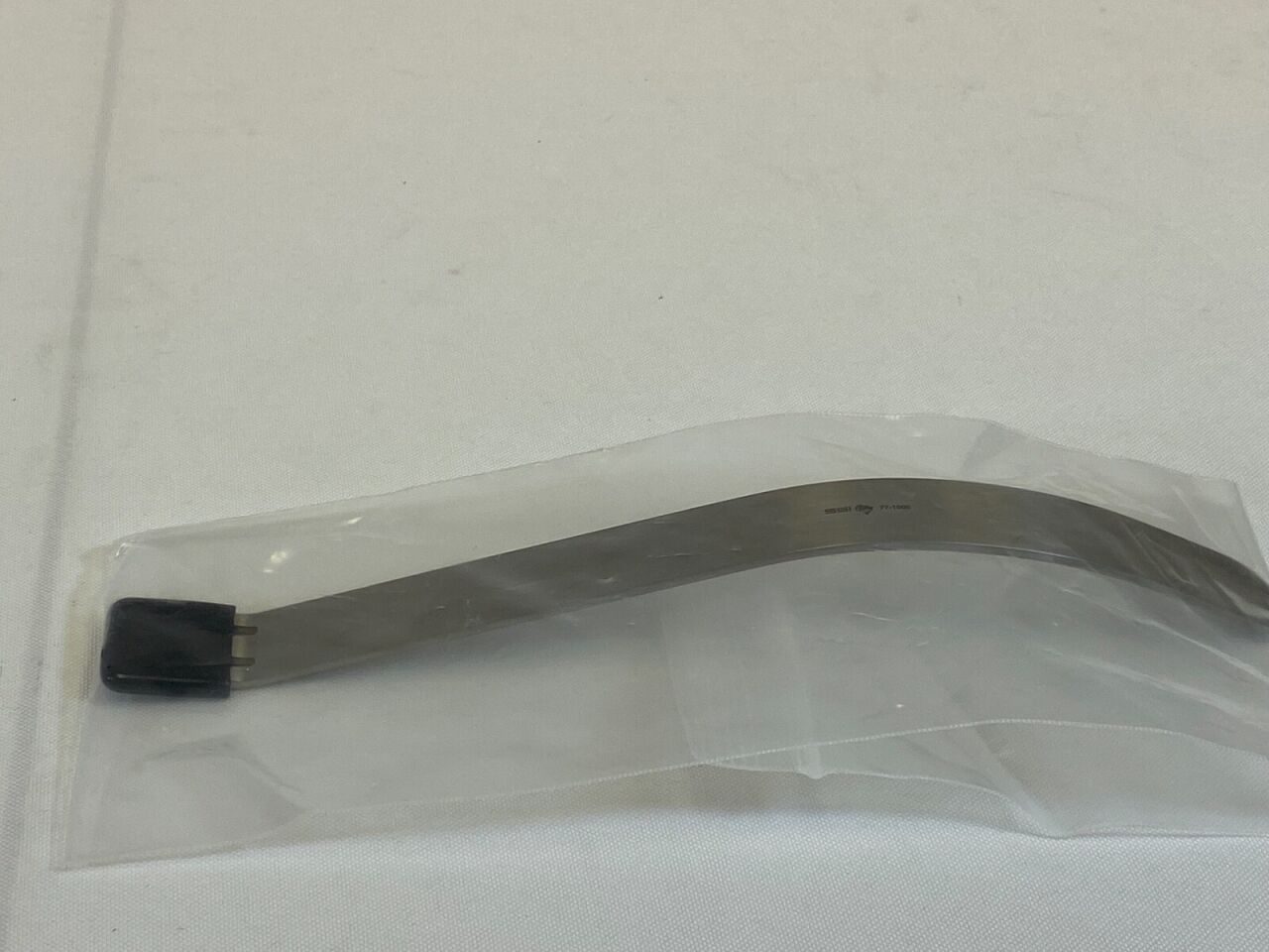 SSI ULTRA 77-1005 Capsule Retractor 3 Sharp Prongs 22mm Blade — photo 4