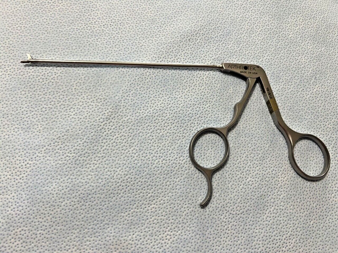 ARTHROTEK 901012 2.75mm Straight Standard Arthroscopic Ellipticut Punch