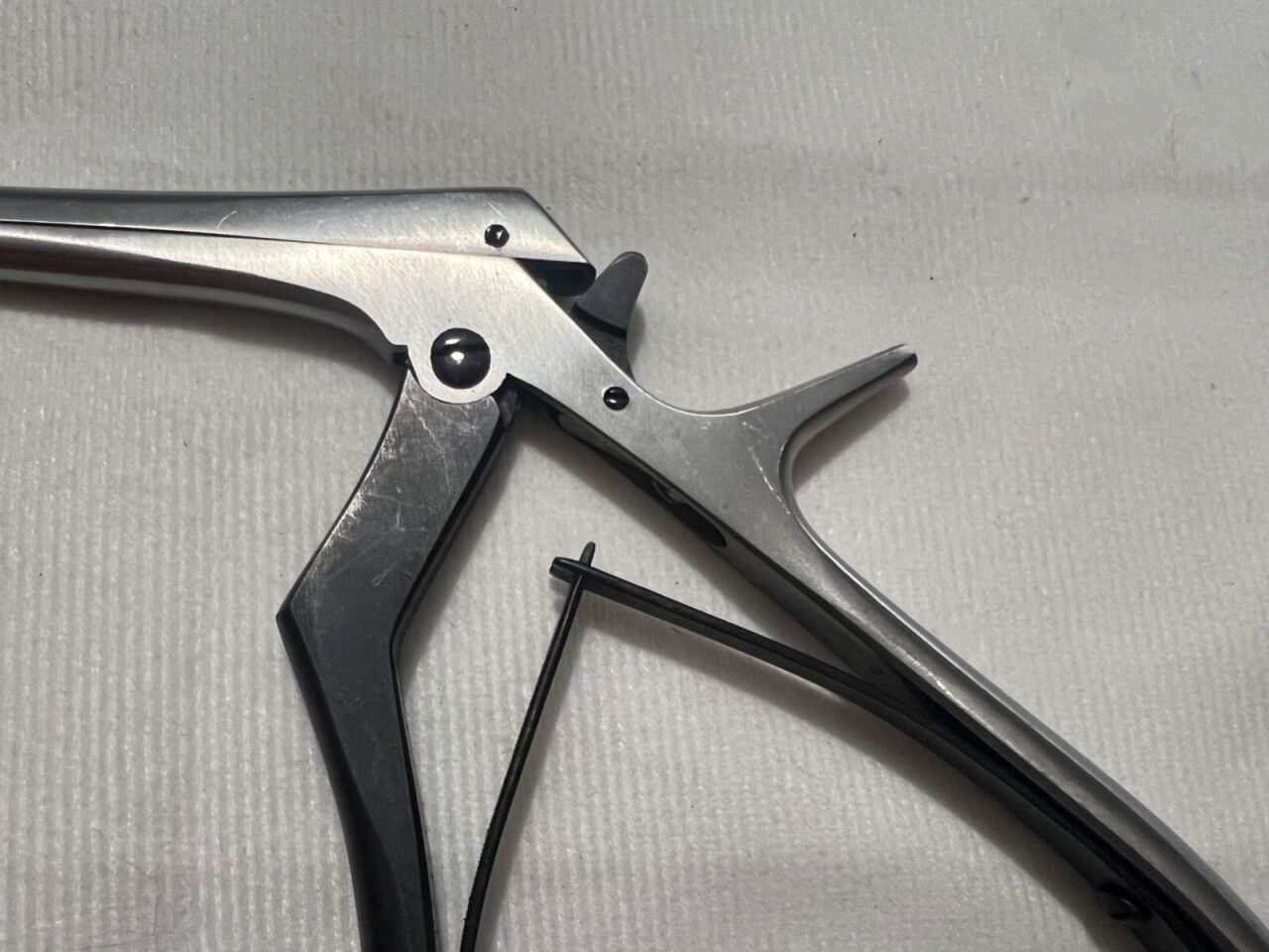 Detachable Micro Kerrison Rongeur 2mm X 40deg Upbite X 7" Length Neuro — photo 5
