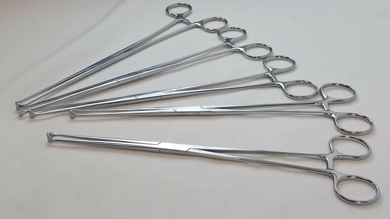 PILLING WECK 500360 5 x 6 Teeth 10.25" Length Lot of 5 Allis Tissue Forceps — photo 2