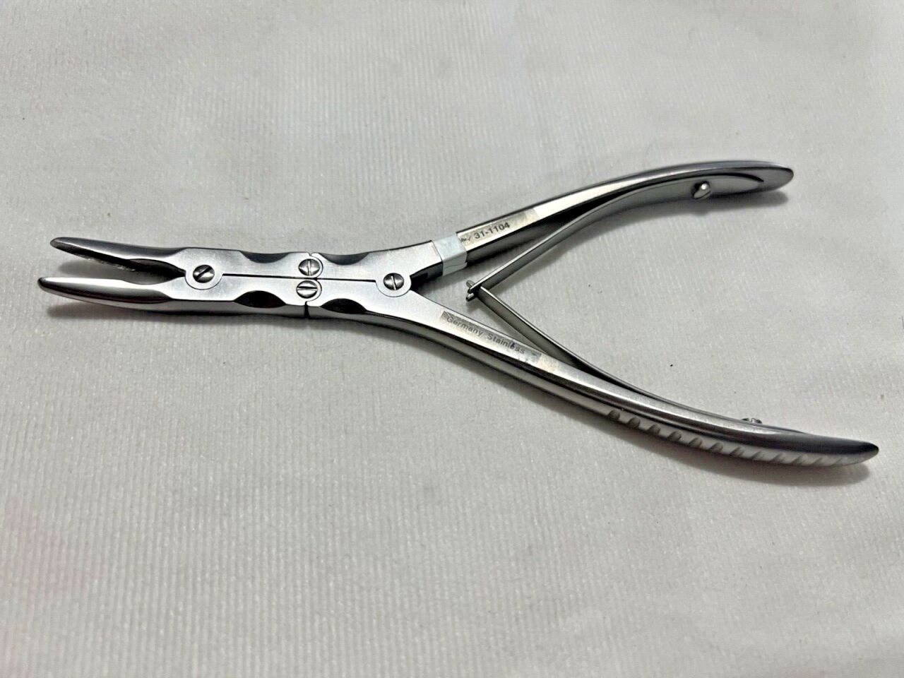 SYMMETRY 31-1104 Beyer Nasal Rongeur Forceps Curved 4mm Bite 7" Length ENT — photo 1