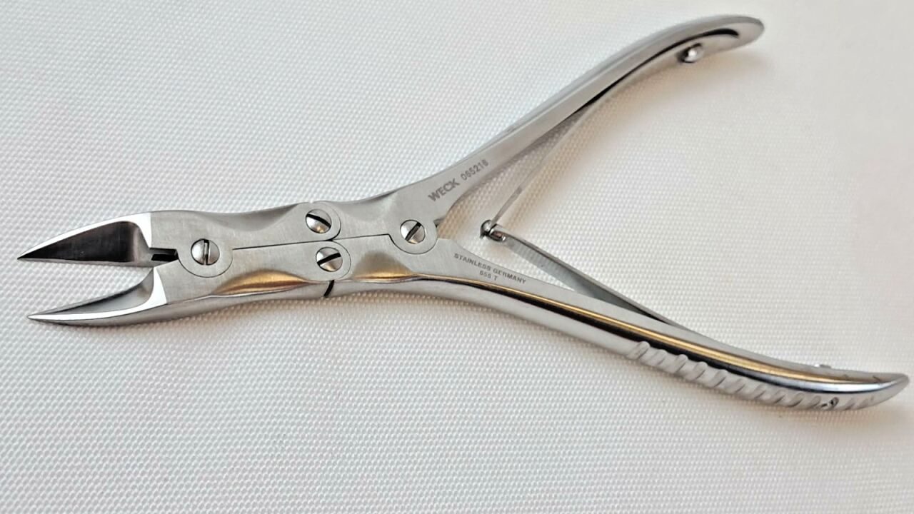 WECK 65216 Kleinert Kutz Bone Cutting Forceps Dual Action Straight — photo 3