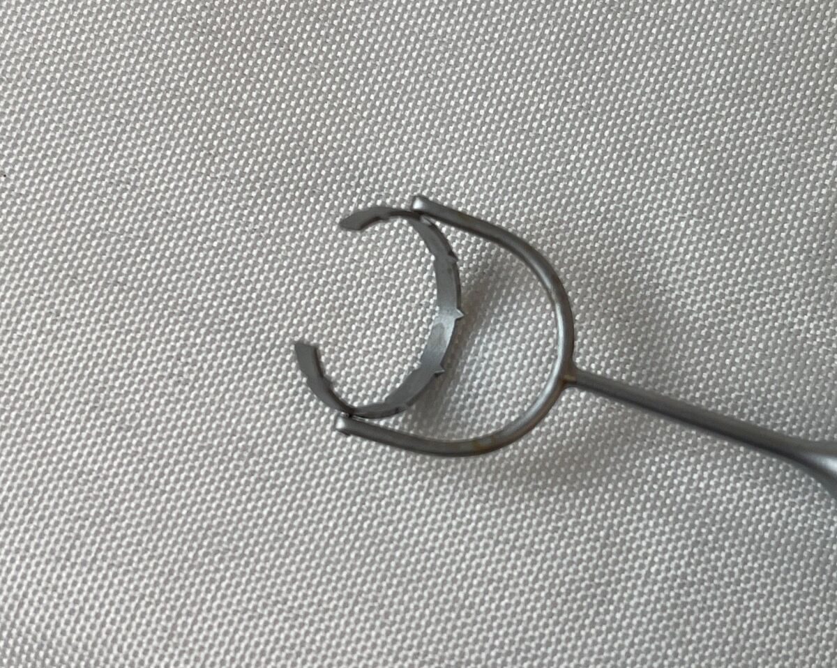 SSI ULTRA 60-7065 13mm Thornton Fixation Swivel Ring Ophthalmology — photo 6