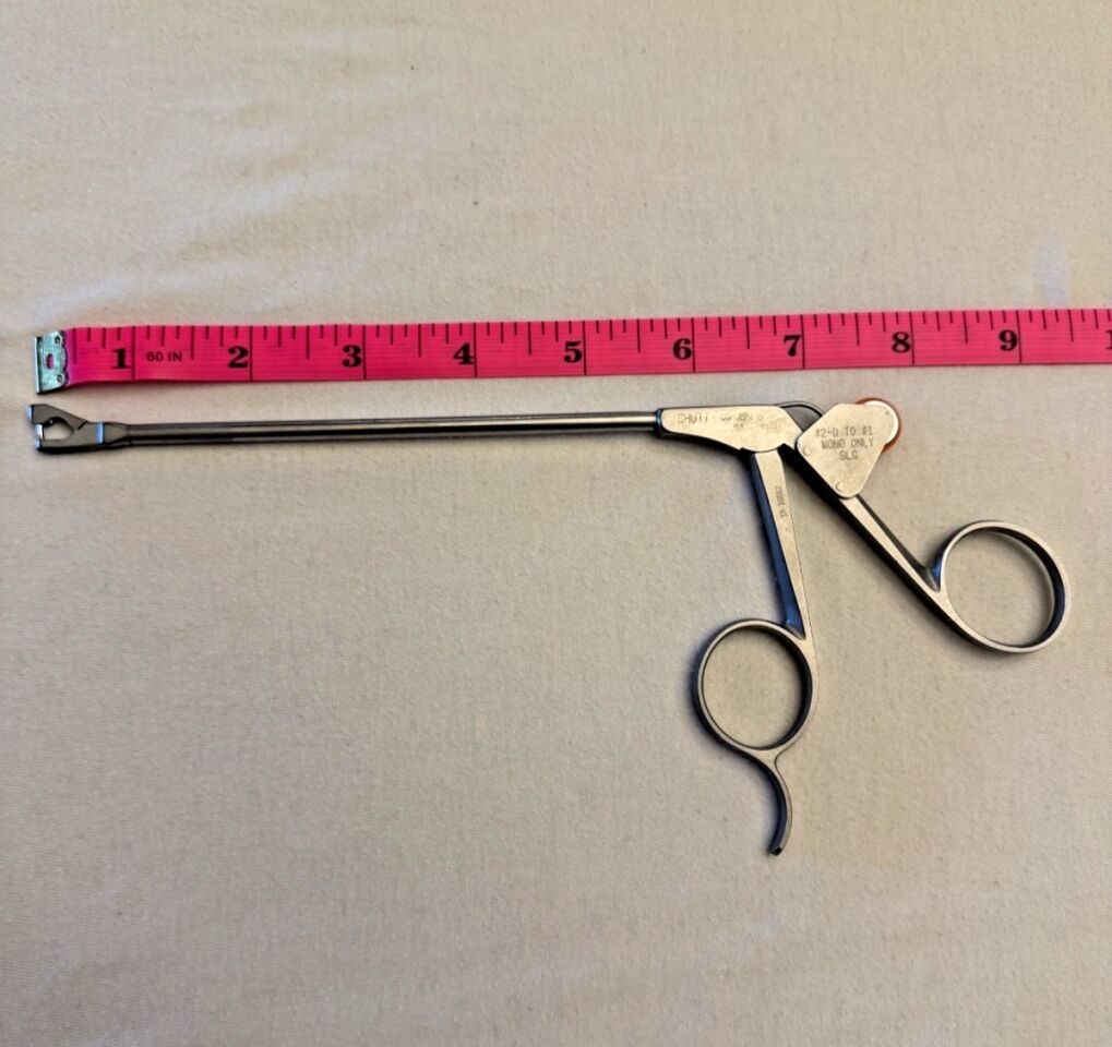 CONMED LINVATEC 18.1009 Schutt 4.0 mm Slotted Suture Punch, Right — photo 6