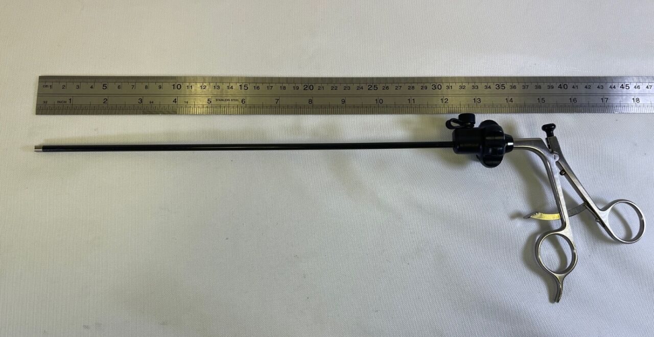 STRYKER 250-080-234 5mm x 33cm Ratcheting Handle & Insulated Shaft Laparoscopy — photo 7