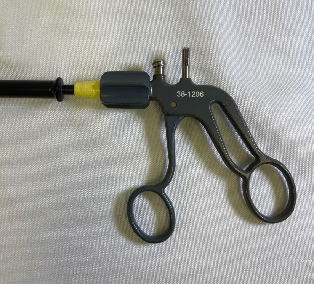 ACCESS SURGICAL 38-1206 Laparoscopic Gemini Dissector 10mm x 38cm — photo 2