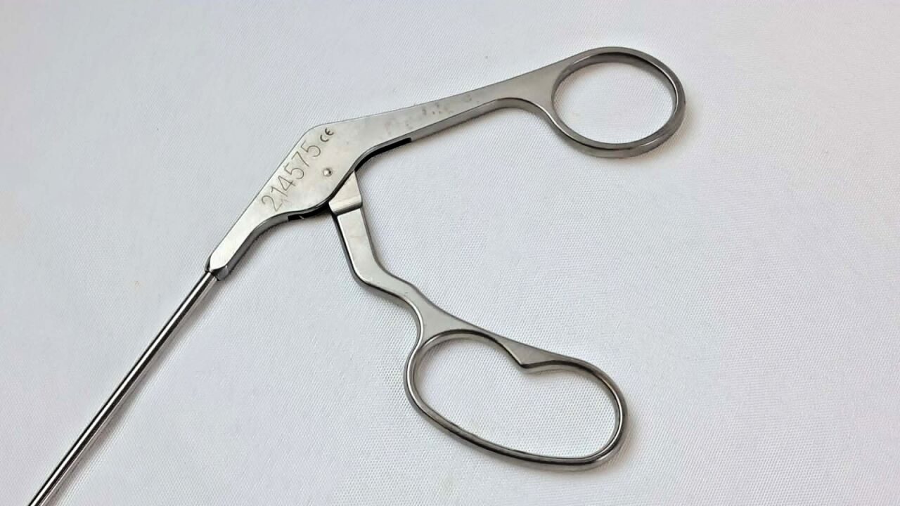 SWISS 214575 Arthroscopic Suture Grasper Forceps Surgical Instrument — photo 3