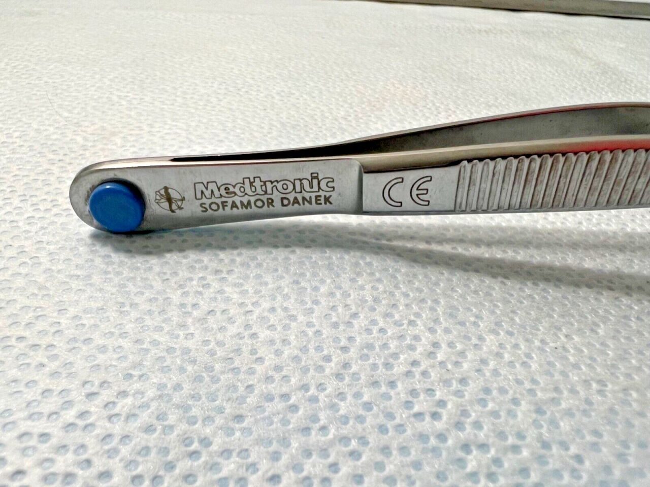 MEDTRONIC 907381 Sofamor Danek Bayoneted Forceps, Serrated Teeth, 8-1/2" — photo 4
