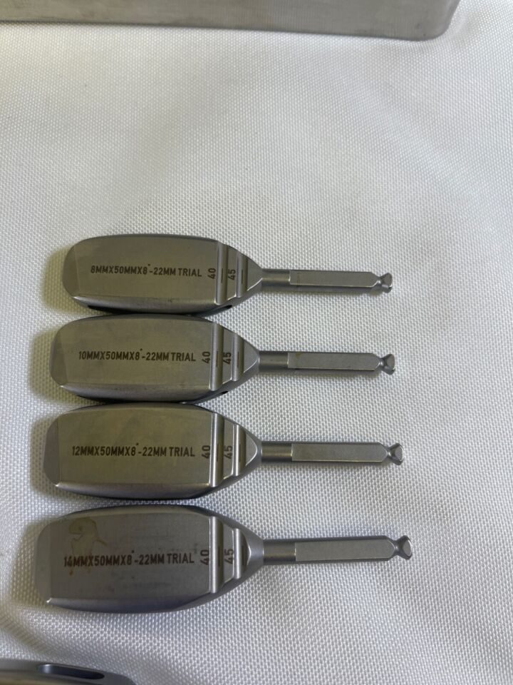 STRYKER Various AVS ARIA PEEK Spacer Trials Set w/ Tray — photo 10