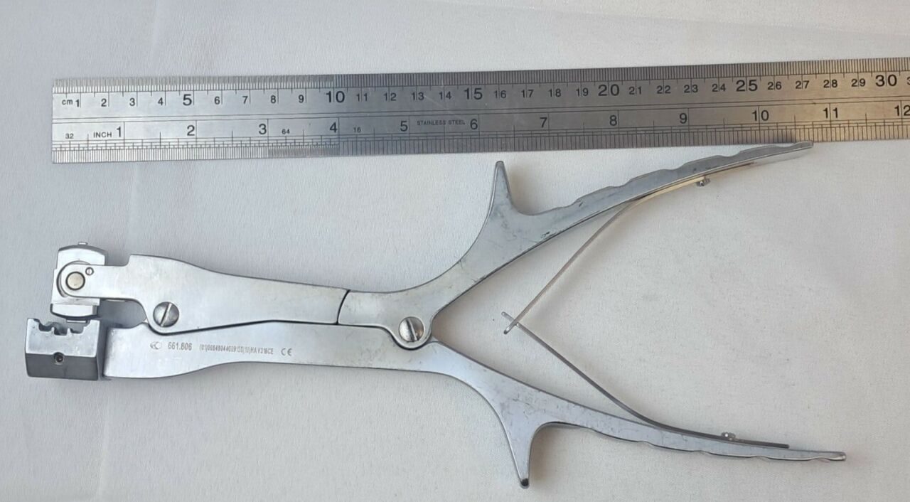 GLOBUS MEDICAL 661.806 XTEND Plate Bender — photo 5
