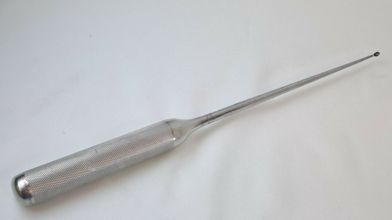 WALLIE HEINIG Lenox Maclaren Size 00 Angled Curette 2.8mm x 5mm Cup 15" — photo 2