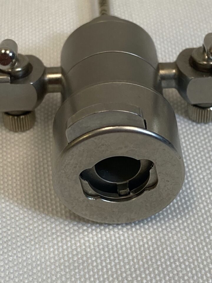 ARTHREX AR-3015N w Sharp & Blunt Obturators 2.75" Small Joint Dual Valve Cannula with Obturators — photo 5