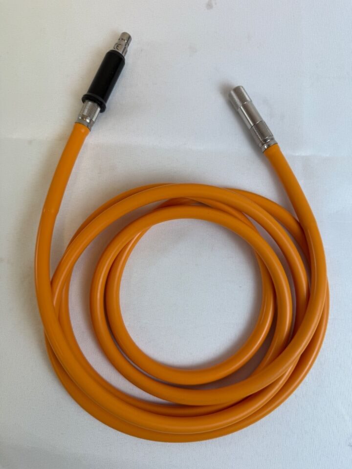 SMITH & NEPHEW Endoscopic Light Cable 5mm x 8' 72204923 Fiber Optic Light Cord — photo 2