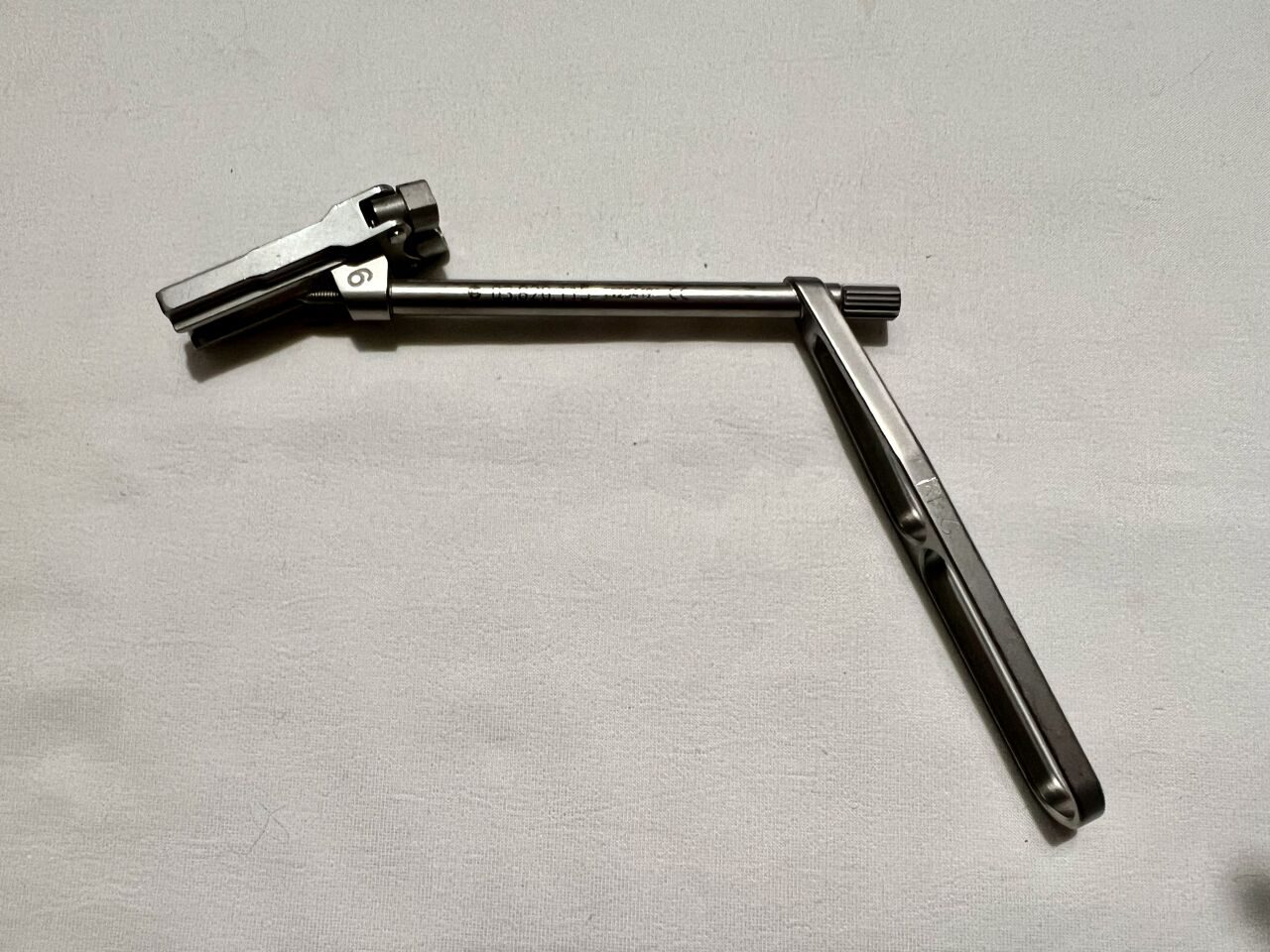 SYNTHES 03.820.115 Milling Guide 6mm — photo 1
