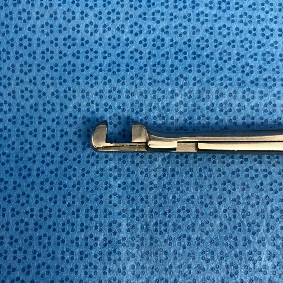 R. WOLF 8211.021 4mm 8" 90deg Up Bite Punch Forceps — photo 3