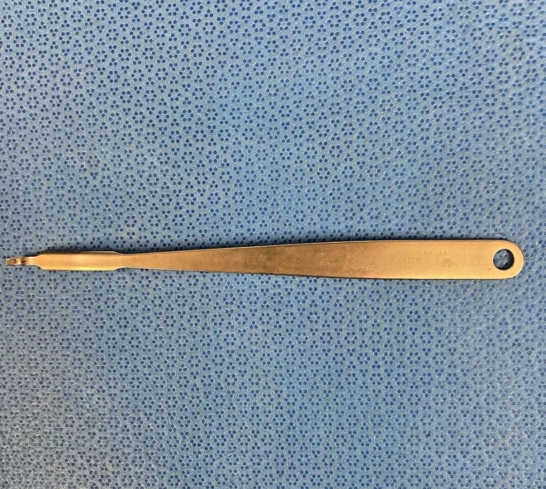AESCULAP FK117R Hohmann Bone Lever Hohmann Retractor