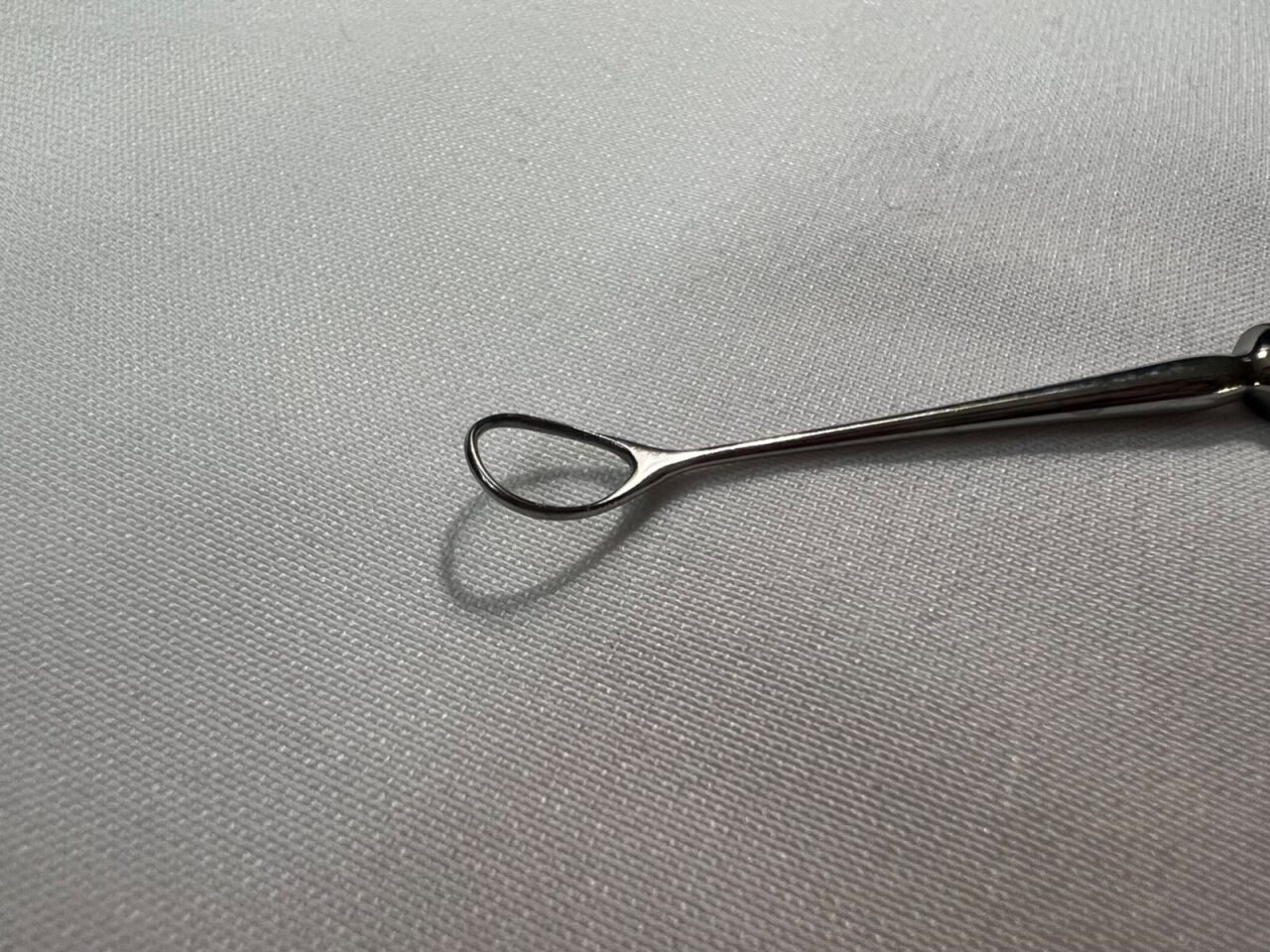 KARL STORZ E-648 Ophthalmic Lewis Lens Loop 6mm Wide X 7mm Long X 5.3" Length — photo 2