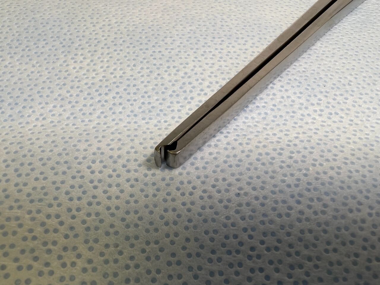 SYNTHES 387.532 Locking Plate Holding Forceps — photo 3