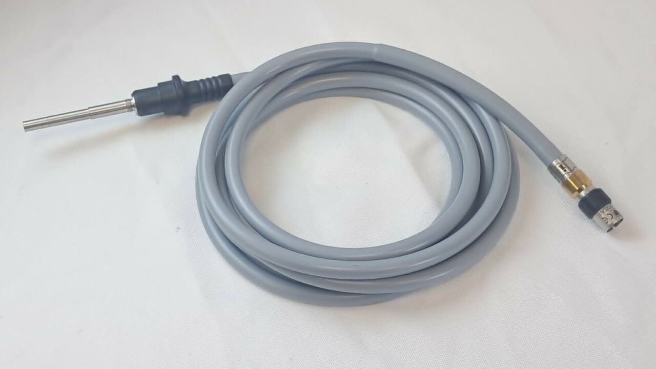 OLYMPUS WA03310A Autoclavable Fiber Optic Light Cable