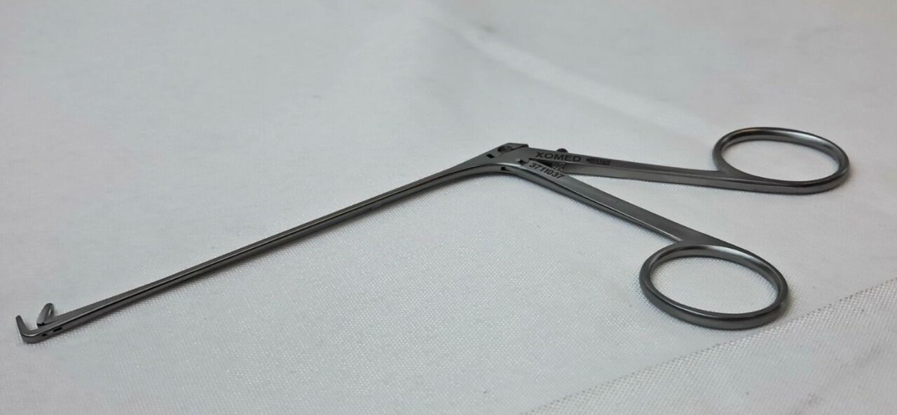 XOMED 3711037 Struempel Forceps 2.4mm Angled Up 90deg — photo 3