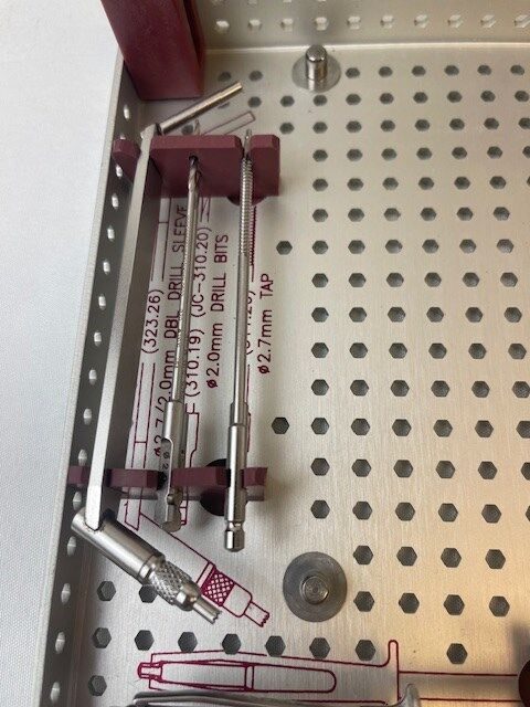 SYNTHES  Titanium Wrist Fusion Set — photo 4