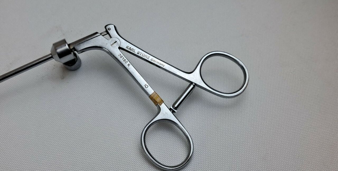 KARL STORZ 26180K Toothed Atraumatic Fenestrated Grasping Forceps — photo 2