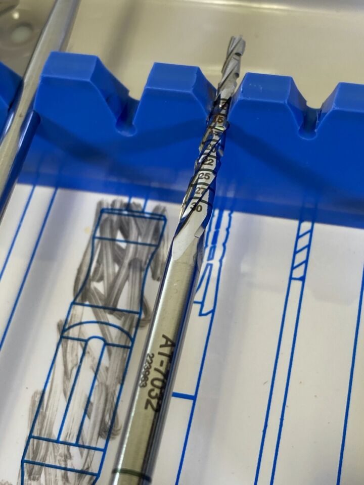 ACUMED Acutrak 2.0mm Acutrak Mini w/ Case Cannulated Driver Set — photo 6