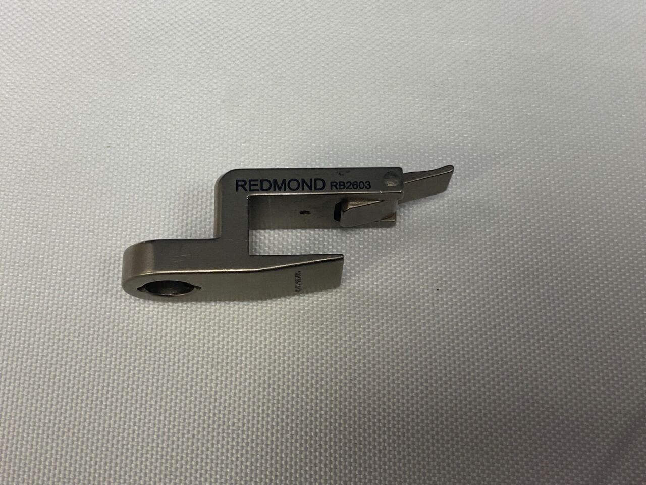 REDMOND RB2603 LumbarTrak Retraction System — photo 5