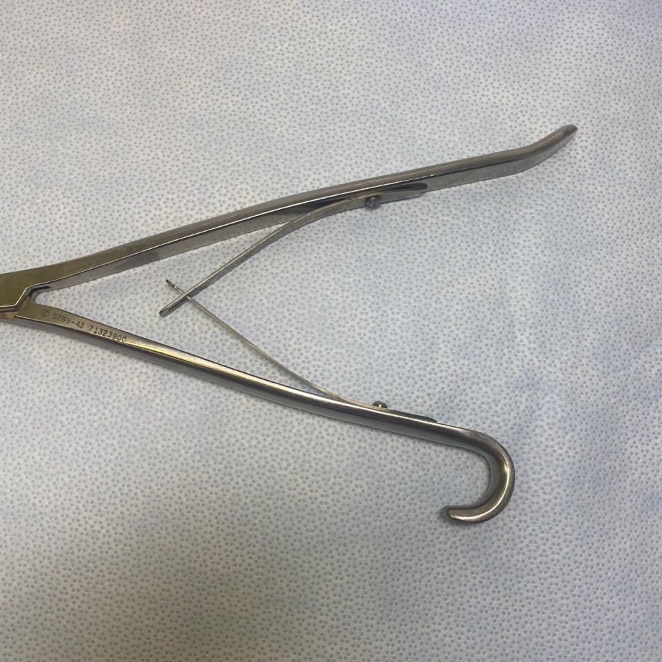 ZIMMER 5789-43 Surgical Orthopedic Holding Pliers — photo 3
