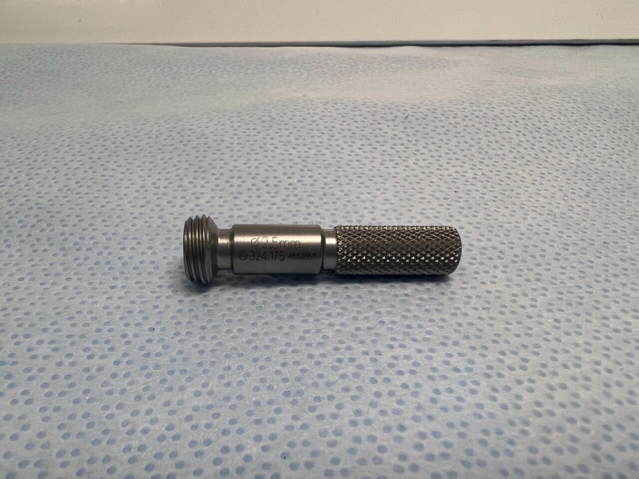 SYNTHES 324.175 Wire Guide — photo 4