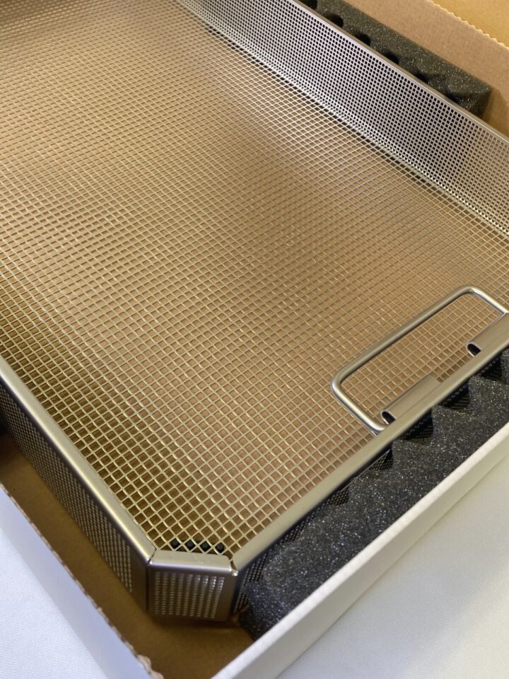 AESCULAP JF833R Wide Body Basket Sterilization Wire Basket 21" x 13.25" x 3" — photo 3