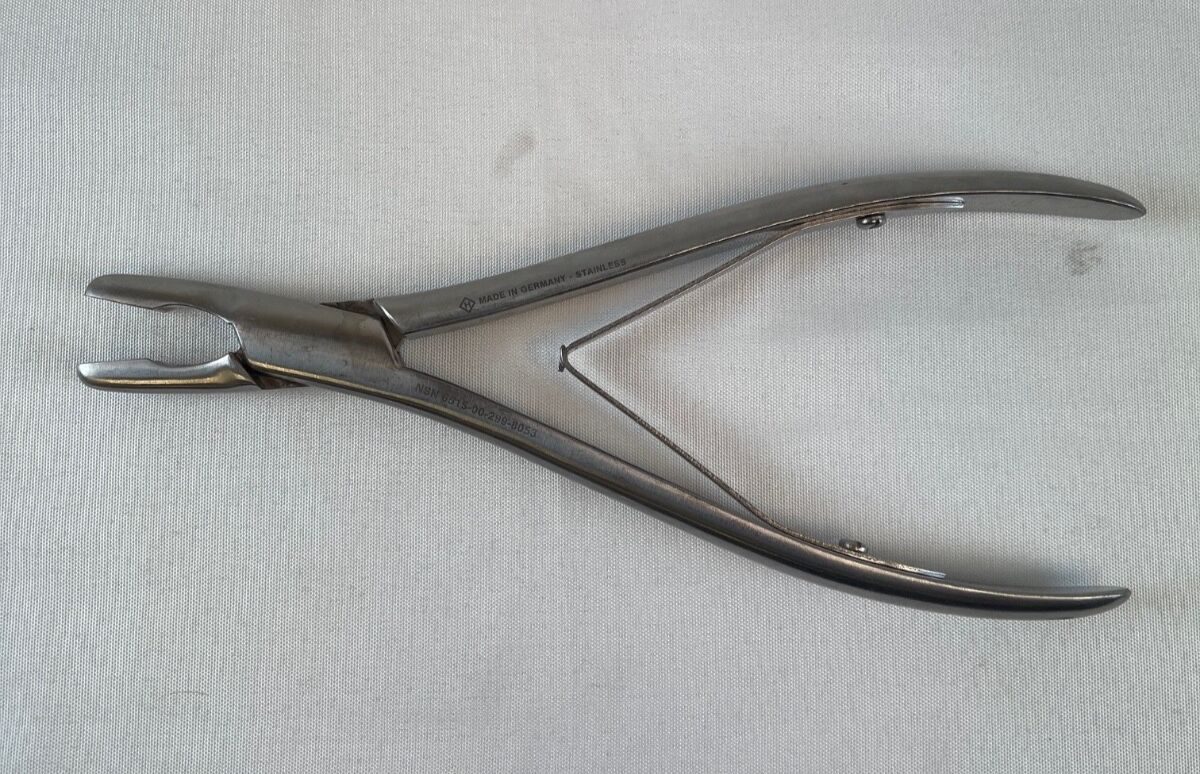 ZIMMER 6515002998053 Adson Cranial Rongeur 8" Single Action