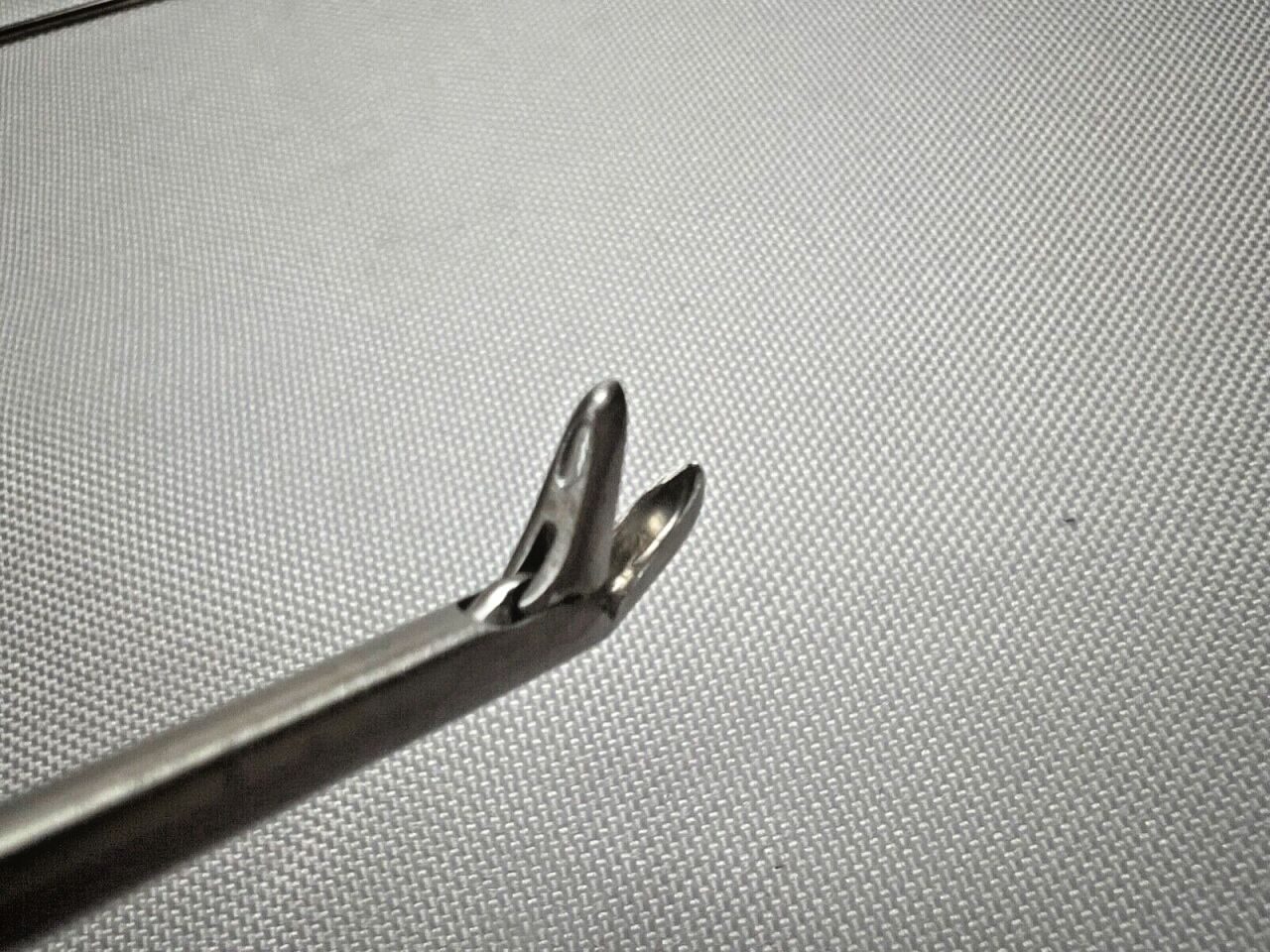 INVOTEC 336900 Curved Blakesley Suction Forceps w/ Integrated Channel — photo 4